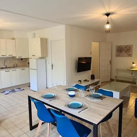Logement Exceptionnel Au Bord De La Sevre Niortaise Apartment